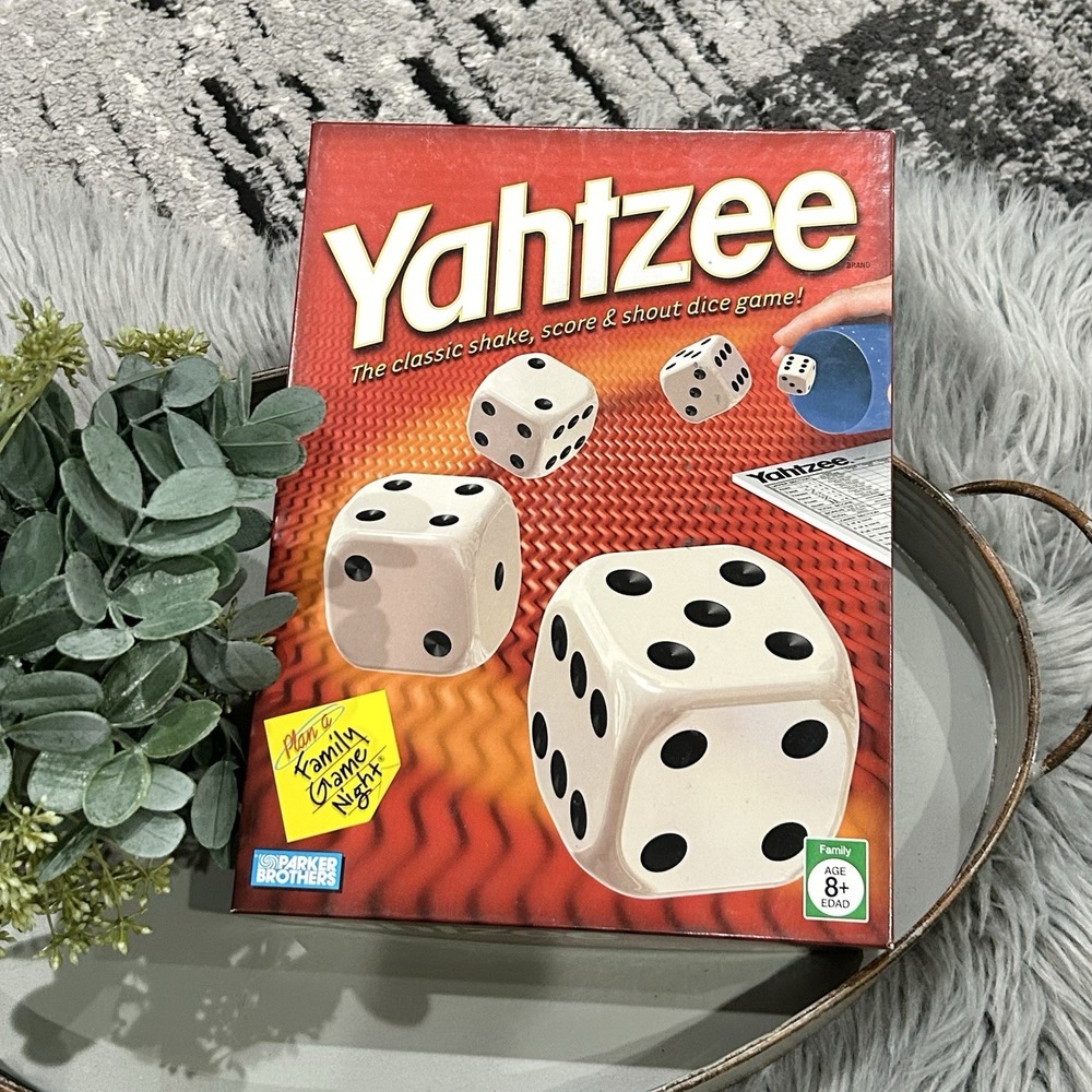 Hasbro Yahtzee Dice Game Family‎ Game Night 2005 Parker Bros